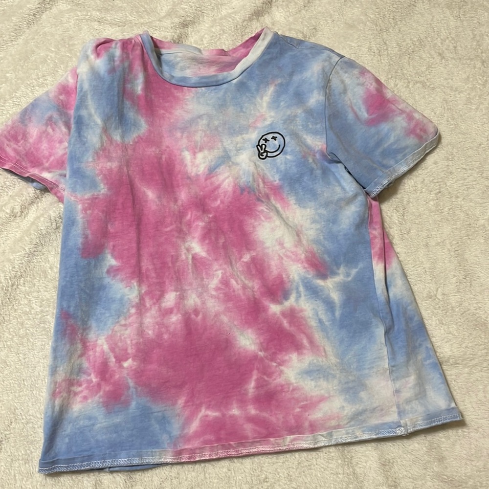 Blue white pink
